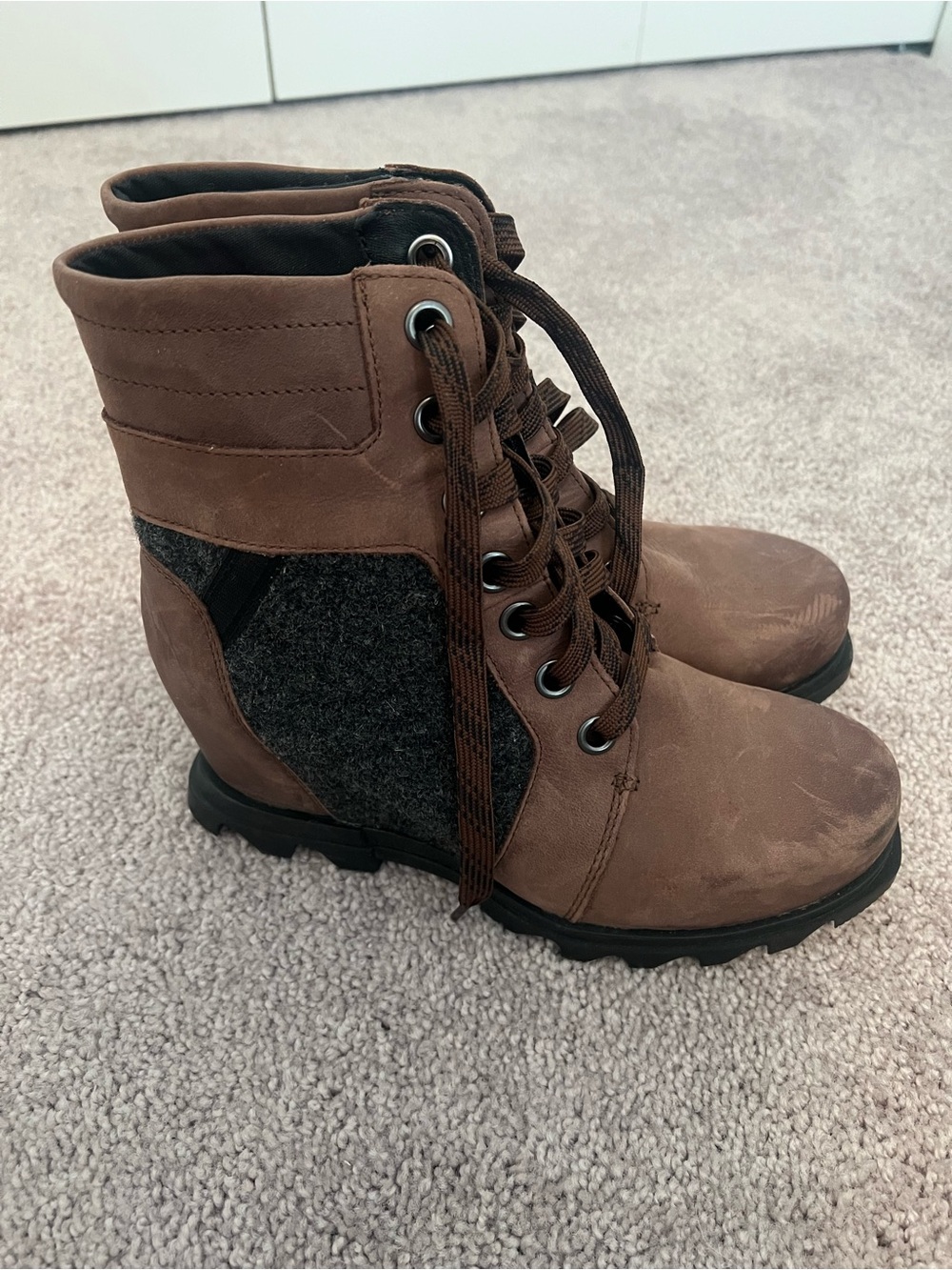 Sorel Brown and Gray Lace-Up Ankle Boots